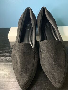 Musshoe Black Suede Pointed Loafer Flats